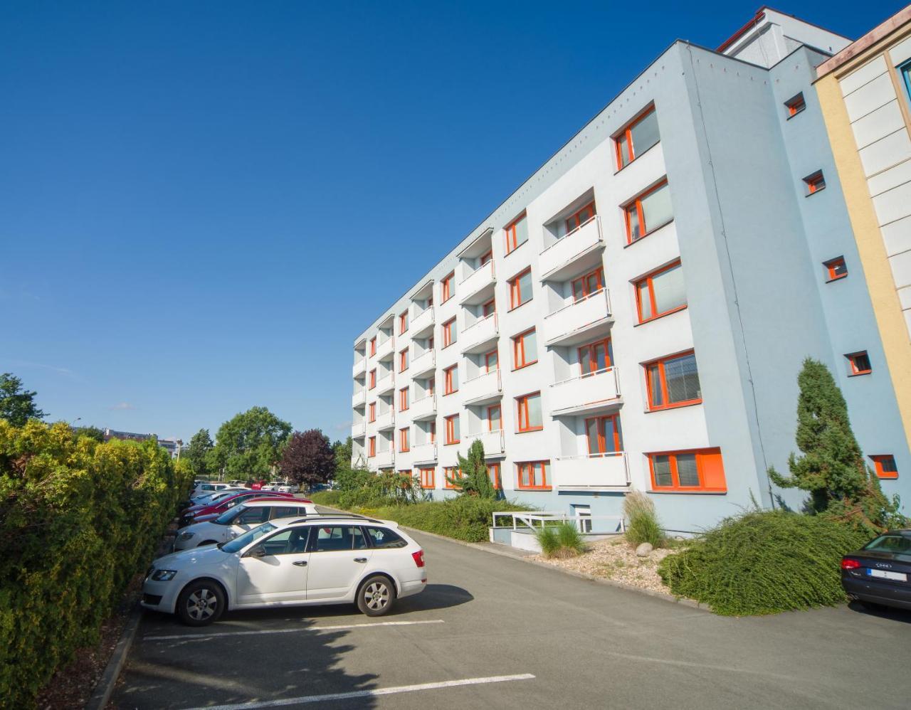 Hotel Arnost Garni Pardubice Exterior foto